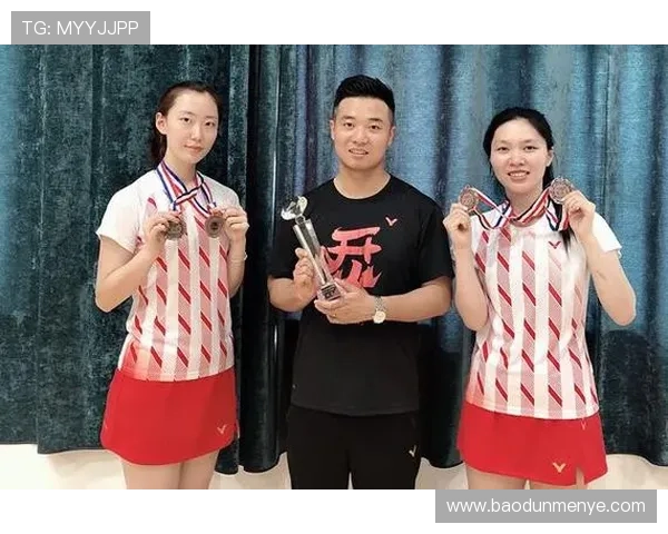 武汉羽毛球队与西安羽毛球队赛后技术分析与战术总结