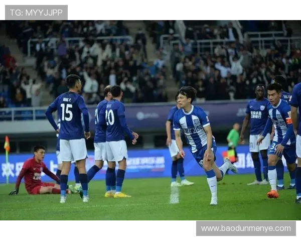 武汉羽毛球队边路渗透战术解析与热点关注