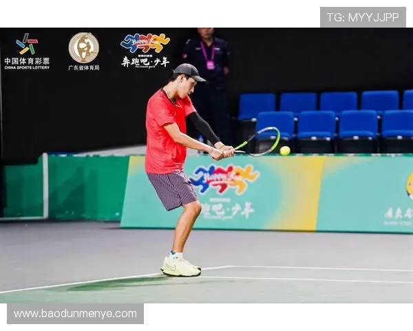 网球盛宴：深入广州网球队的团队协作与默契之道