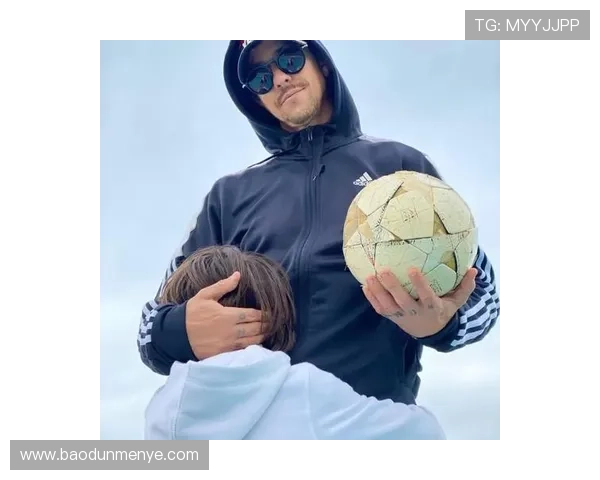 足球明星深情告白妻子感人话语展现爱情真谛与家庭温暖