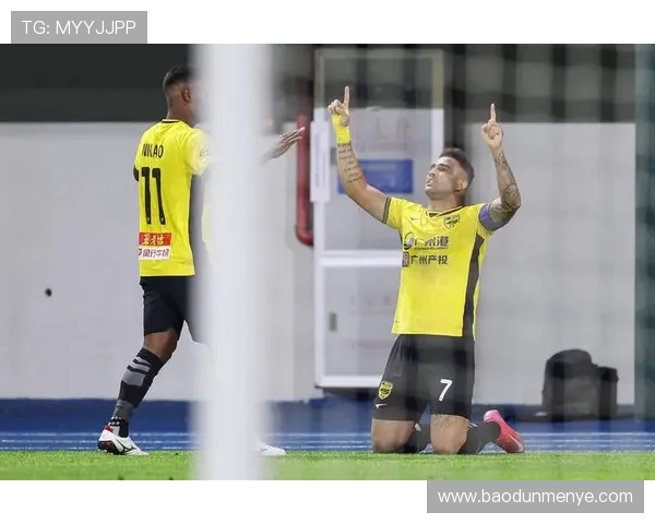 广州足球队灵活性变革引发热议探讨未来发展与战术创新